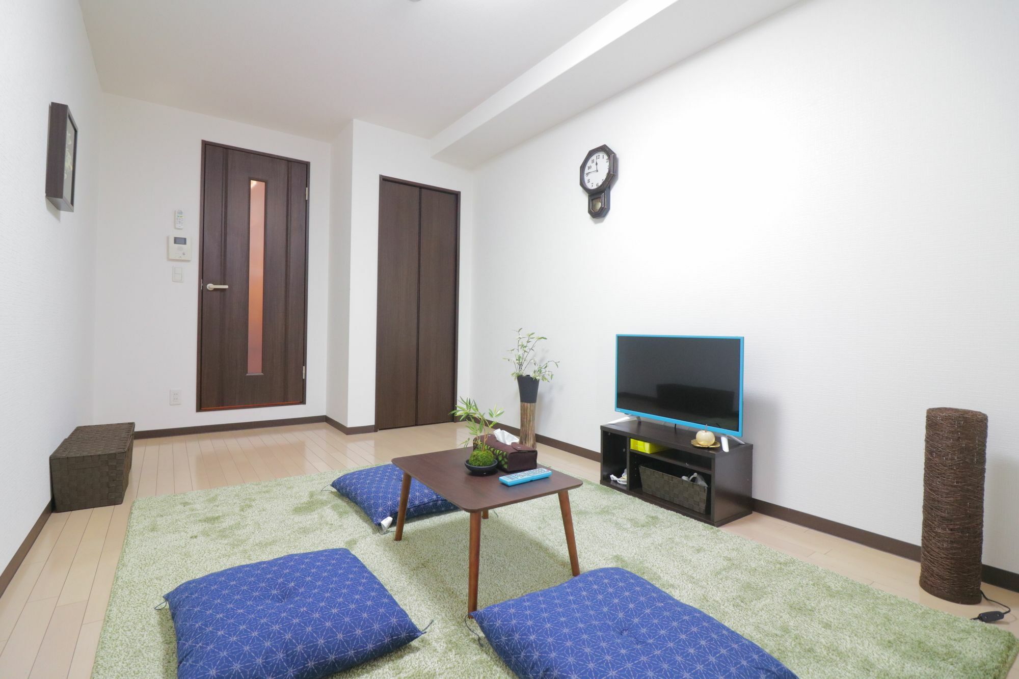 Hg Cozy Hotel No 38 通天閣前 Osaka Esterno foto